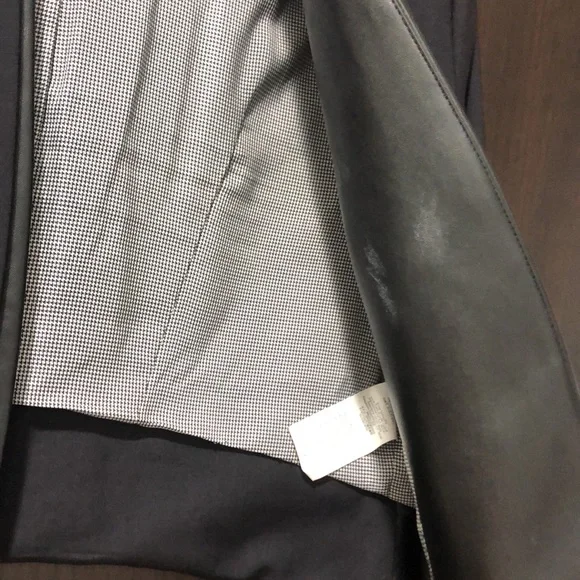 Bebe Crop Blazer - Picture 5 of 8